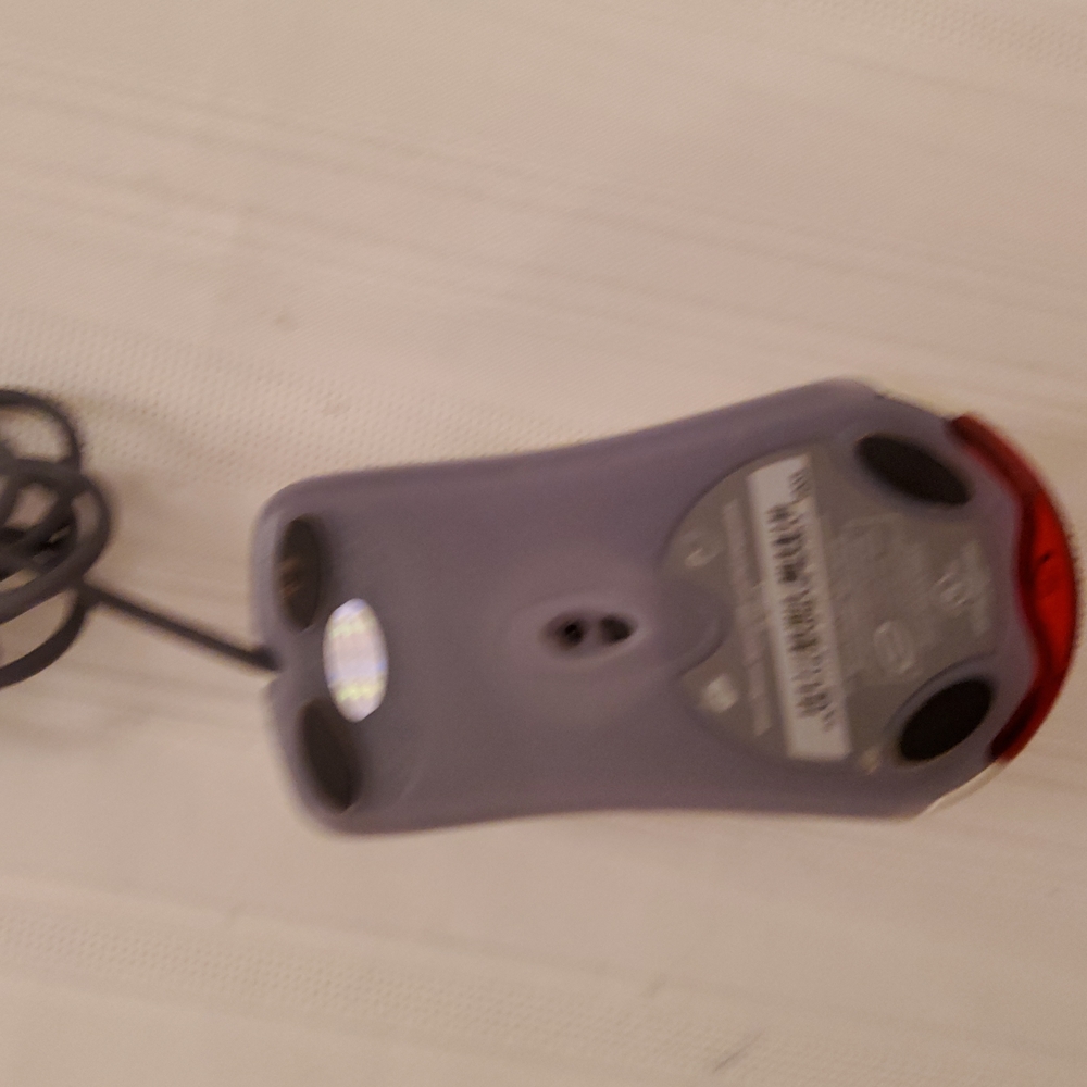 Microsoft Mouse - Picture 2 of 3